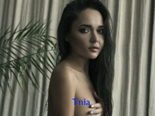 Tnia
