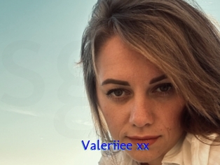 Valeriiee_xx